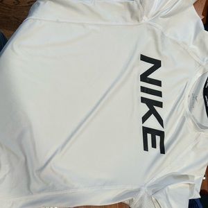 Nike Dri-Fit tee, youth Large